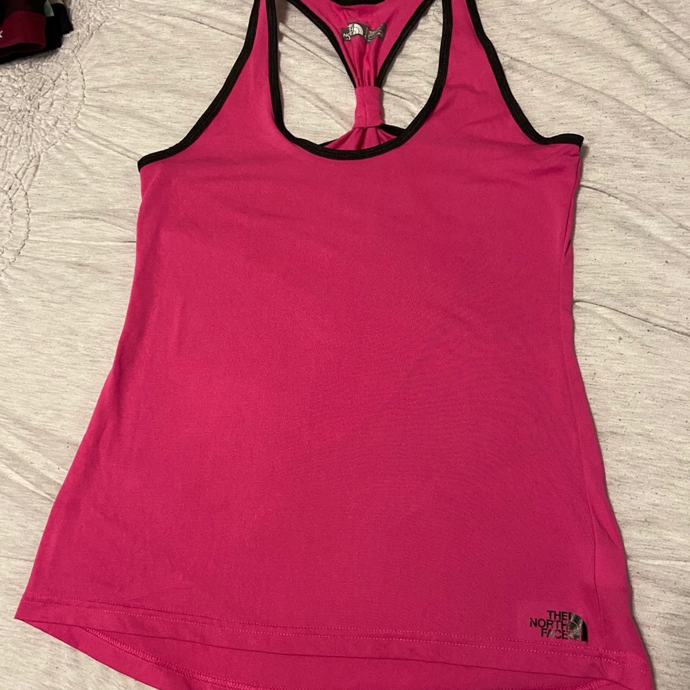 Women’s Medium Pink North Face Tank